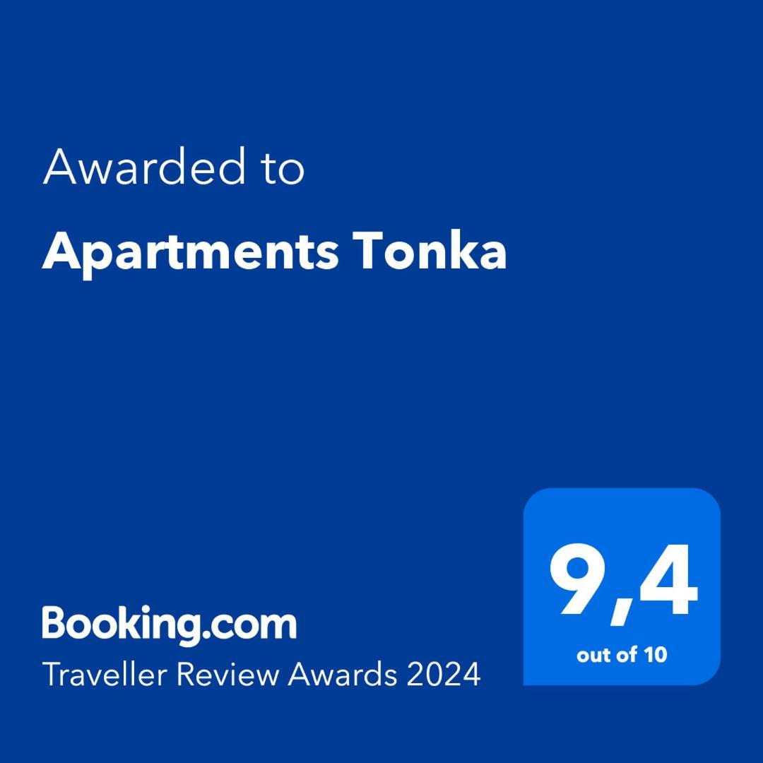 Apartments Tonka Pakostane Luaran gambar