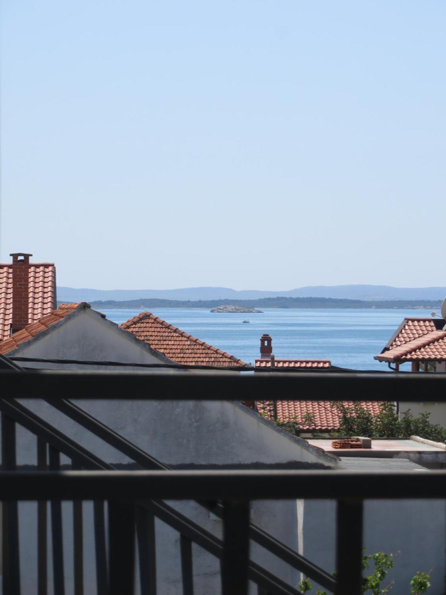 Apartments Tonka Pakostane Luaran gambar