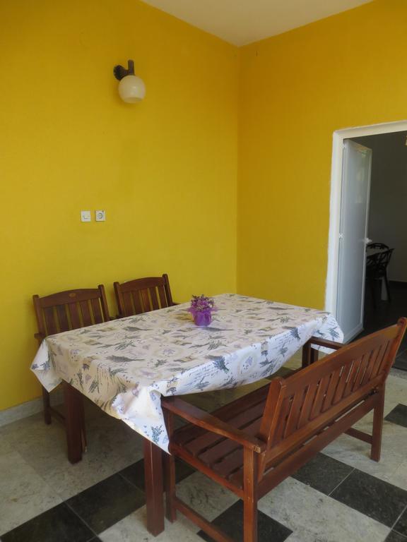 Apartments Tonka Pakostane Bilik gambar